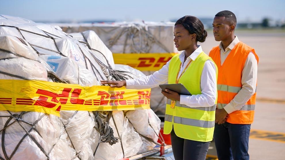 /content/dam/kenya/logistics-guide/logistics-insight-/Why China Turkey and Dubai Make Consolidation Attractive.jpg