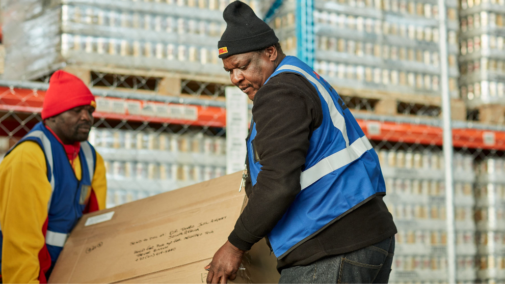 /content/dam/kenya/shipping-with-dhl/importing-with-dhl/What Are DHL Time Definite Services.jpg
