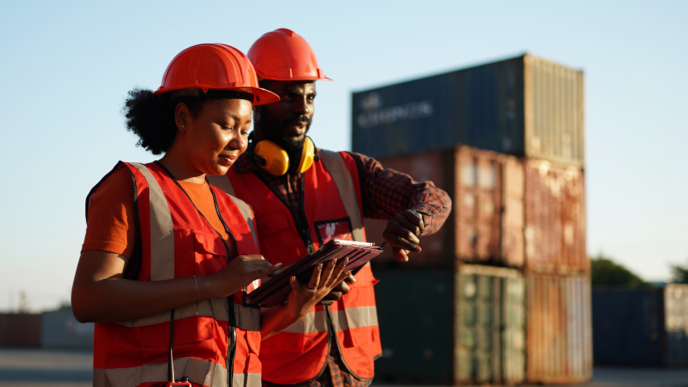 /content/dam/kenya/shipping-with-dhl/services/A Solution for Every Shipment.jpg