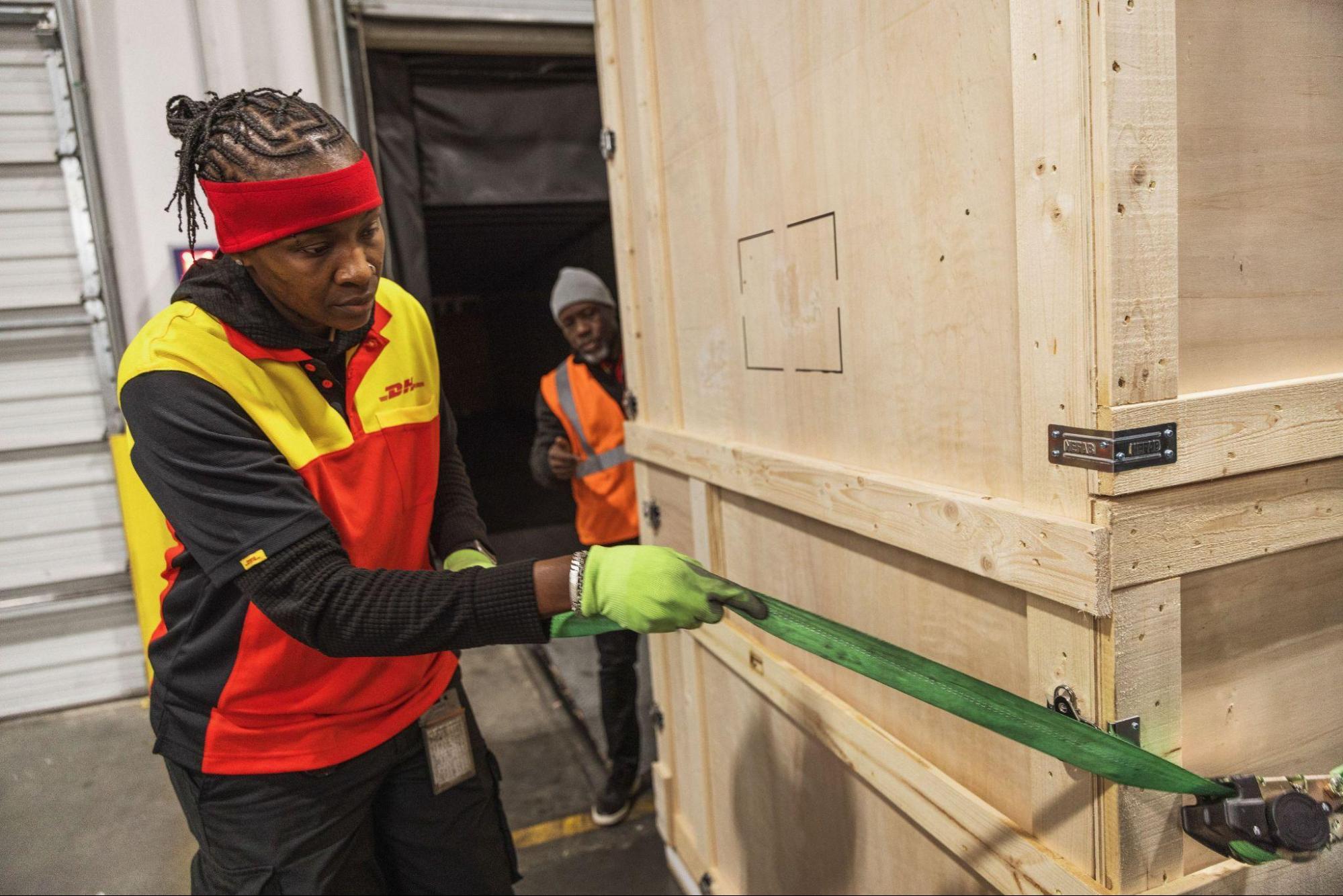 /content/dam/kenya/shipping-with-dhl/services/Protect What Matters Most.jpg