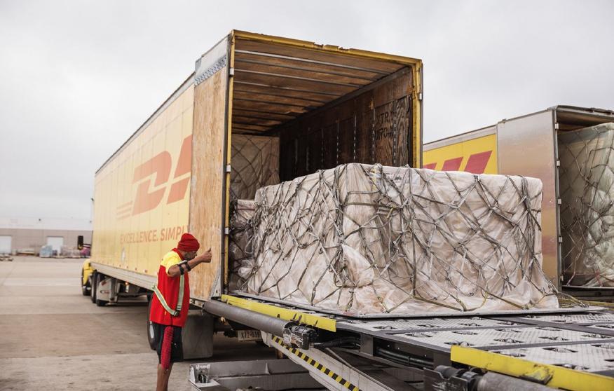 /content/dam/kenya/shipping-with-dhl/services/Protect Your Shipment.jpg