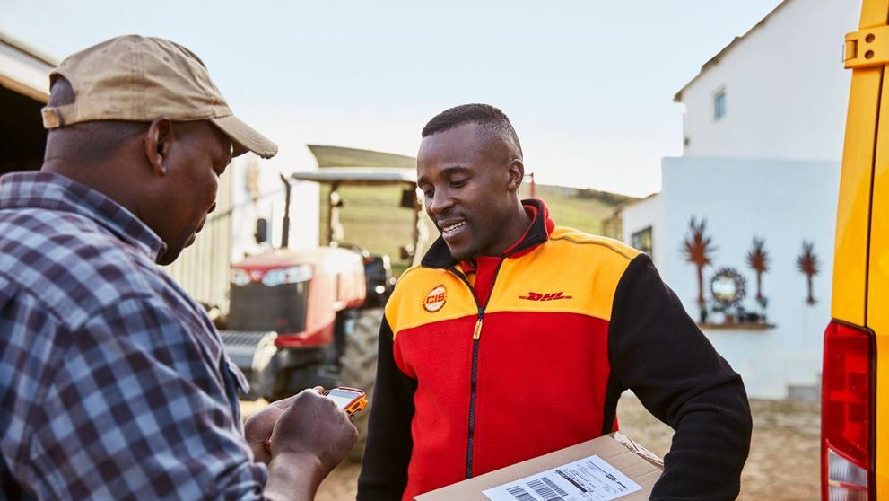 /content/dam/kenya/shipping-with-dhl/services/The Clear Path from Kenya to the World.jpg