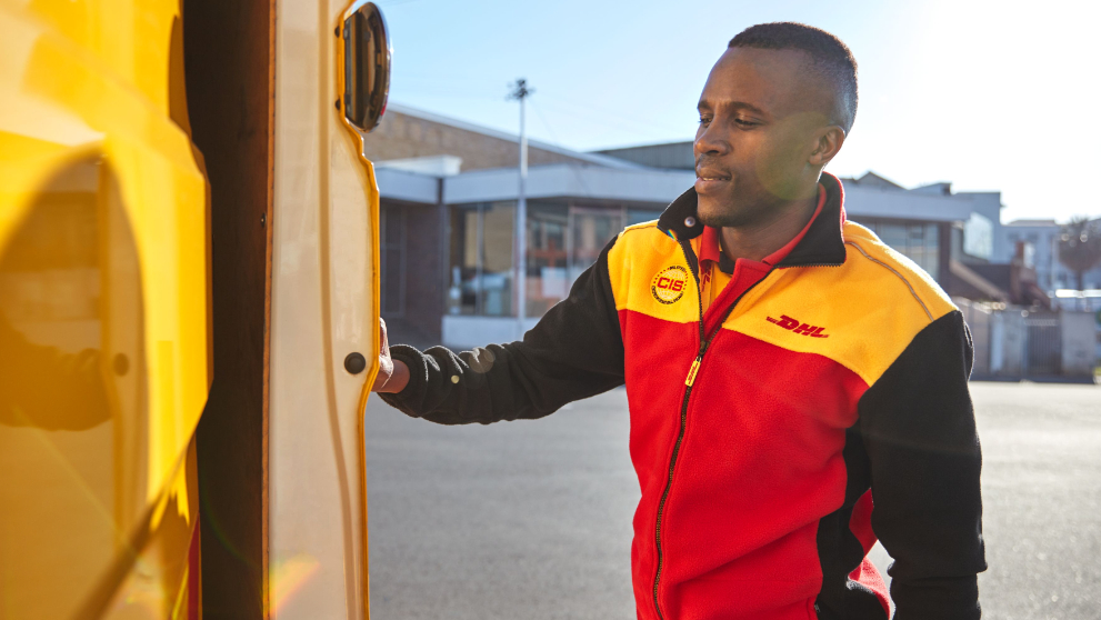 /content/dam/kenya/small-business/essential-update-and-insight/Getting Your Flowers to Europe.jpg