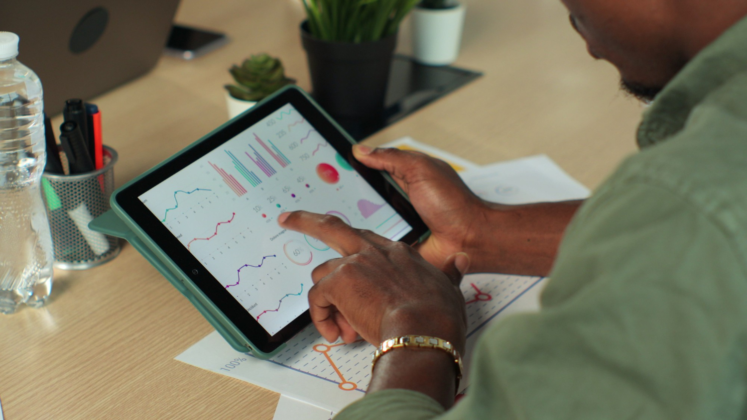 /content/dam/kenya/small-business/growing-your-sme/Three Pillars to Power Your Operations When Orders Double.jpg