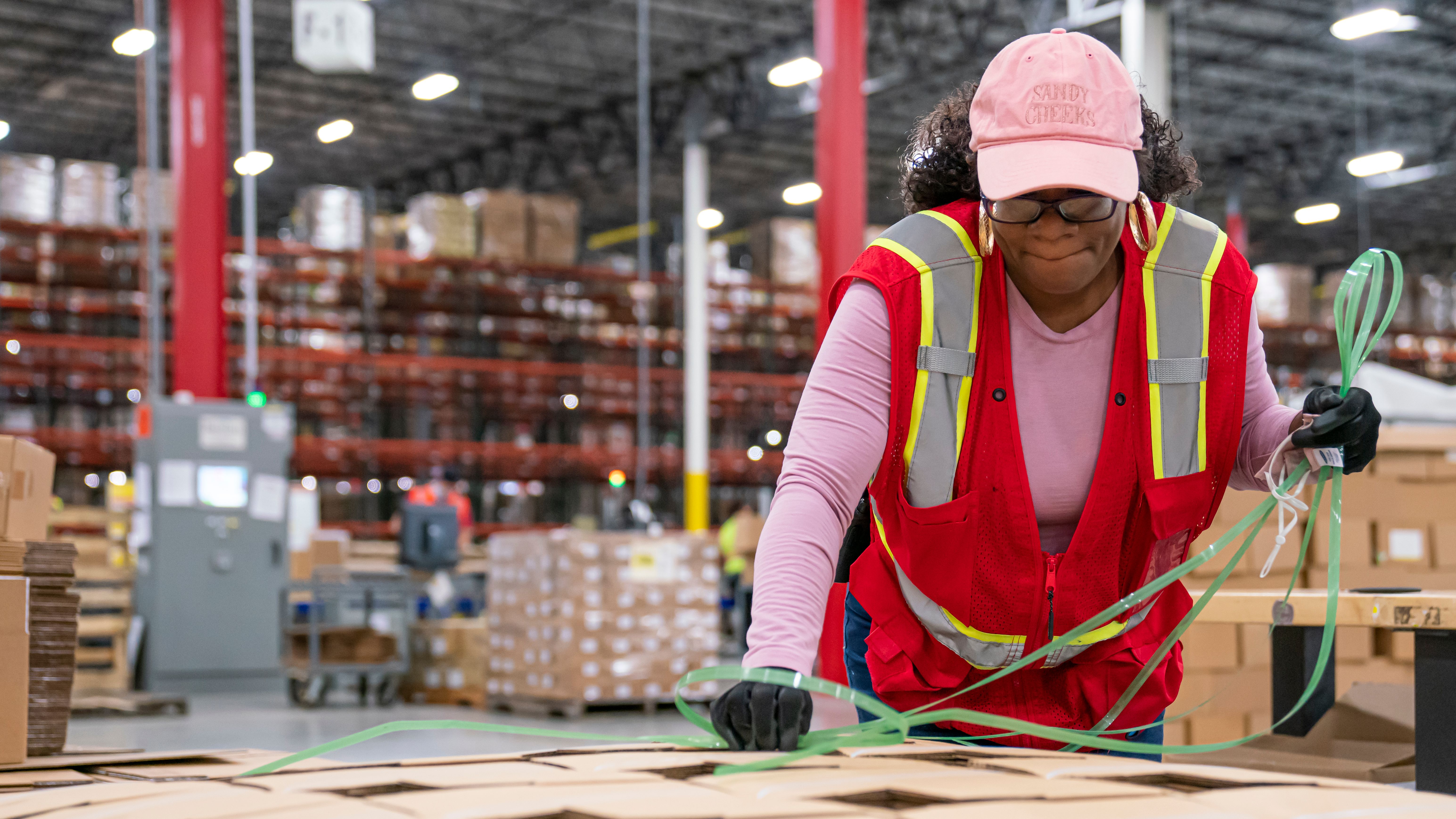 Global Shipping: Choosing the Right Packing Materials