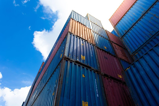 /content/dam/nigeria/logistics-advice/export-and-import-advice/Choosing the Right Incoterm for Your Business.jpg