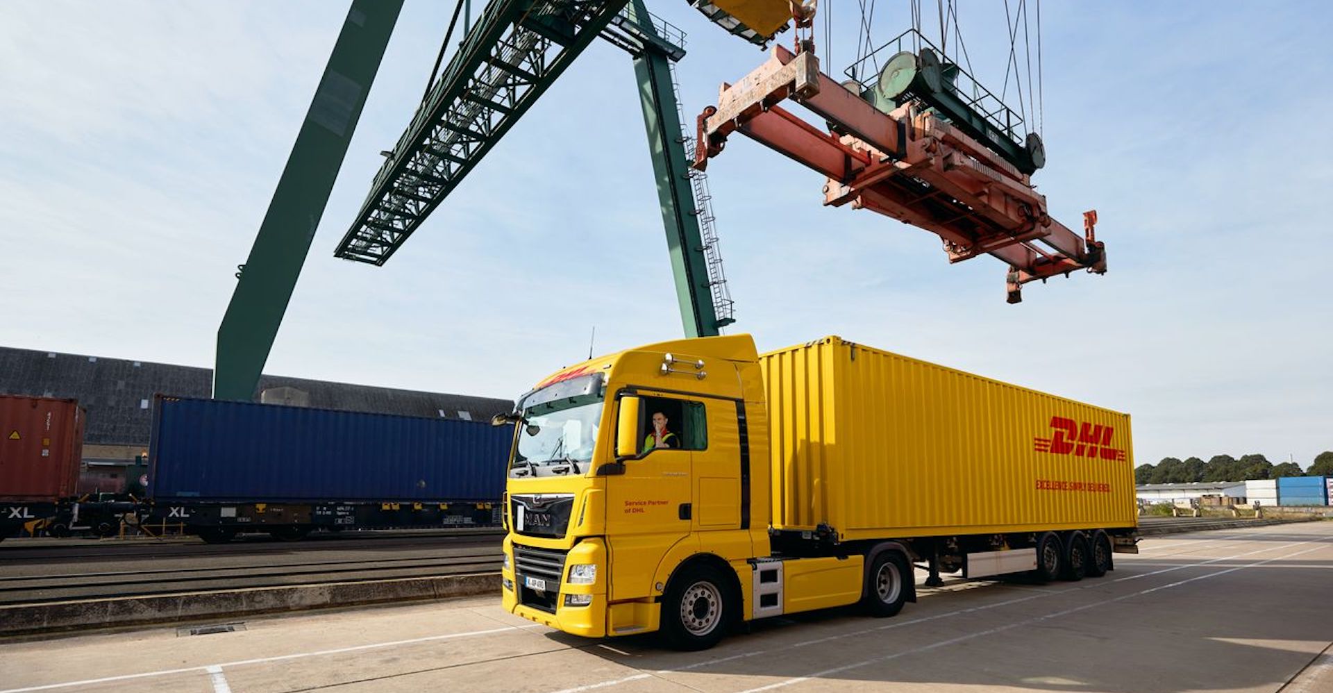 Guide to shipping from Japan to Singapore