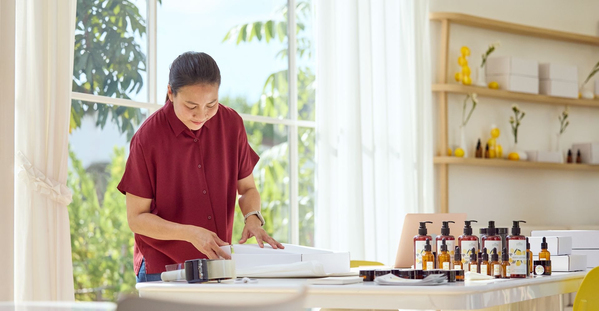 Start your journey towards a more sustainable supply chain today. Open a DHL Express business account to gain access to our sustainable logistics solutions and expert guidance.