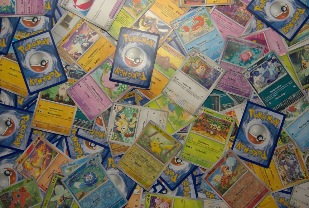 Pokémon trading cards for mailing