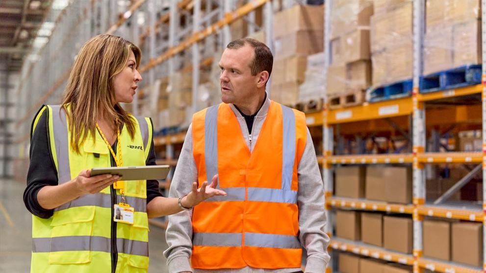 /content/dam/south-africa/logistics-advice/essential-guides/How Your Incoterm Shapes Your Freight Forwarding.jpg
