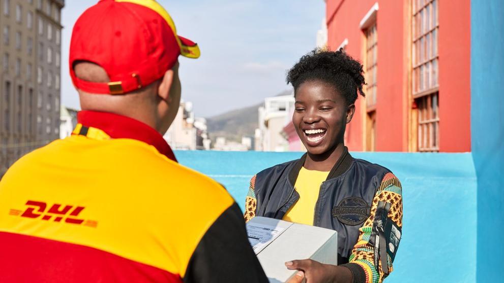 /content/dam/south-africa/logistics-advice/essential-guides/Who Is the Consignee.jpg