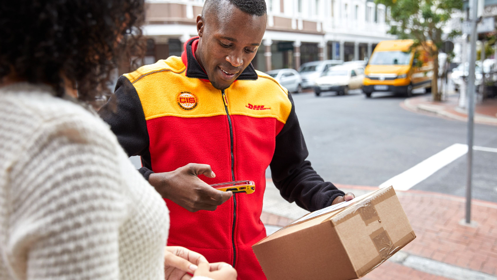 /content/dam/south-africa/logistics-advice/export-and-import-advice-/Last-Mile Excellence.jpg