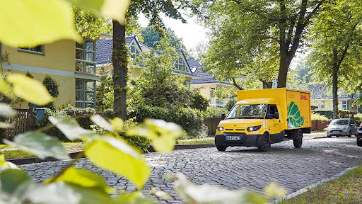 Powering Tomorrow's Trade: DHL's Sustainable Shipping Solutions for South Africa