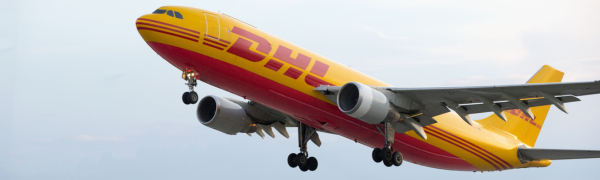 dhl plane flying