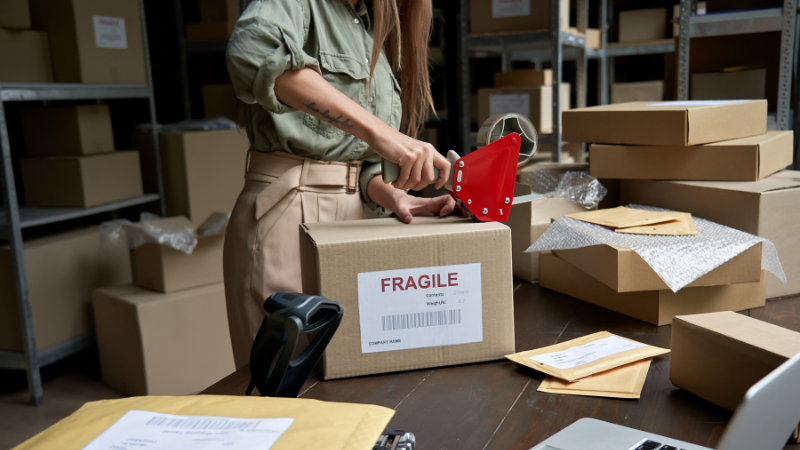 Packing packages for international shipping 