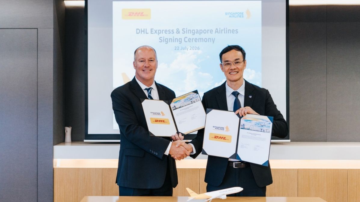 DHL Express and Singapore Airlines Extend Boeing 777 Freighter